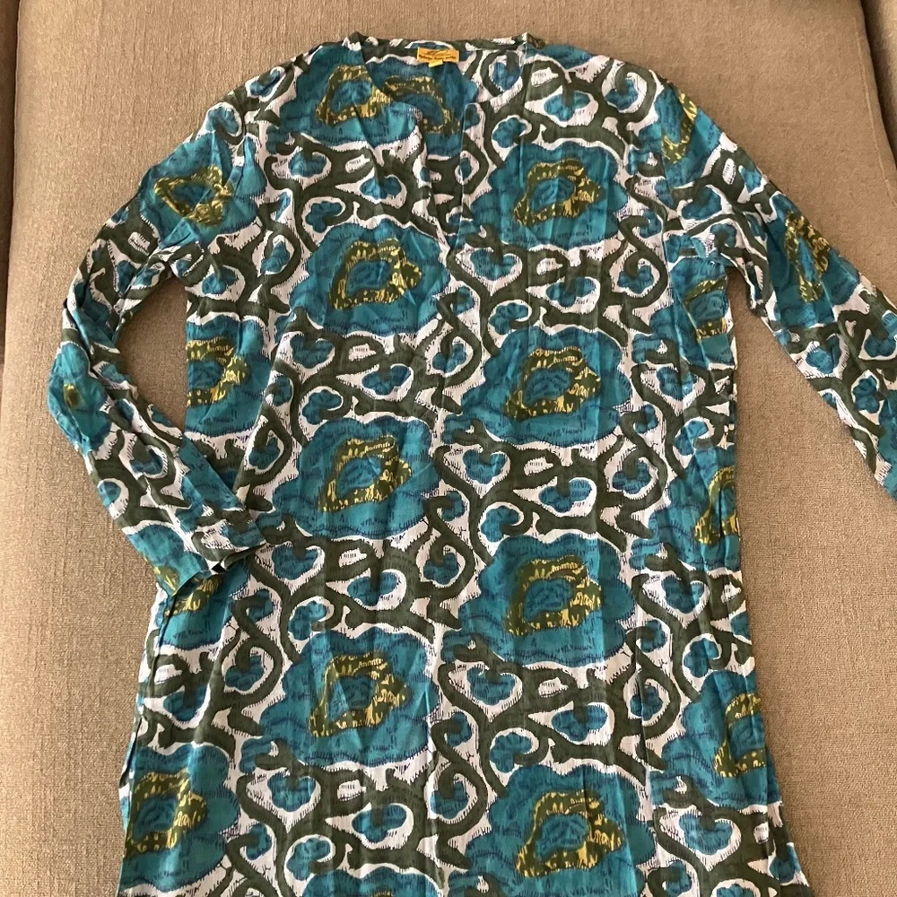 Roberta Rollar Rabbit tunic - Picture 2 of 4